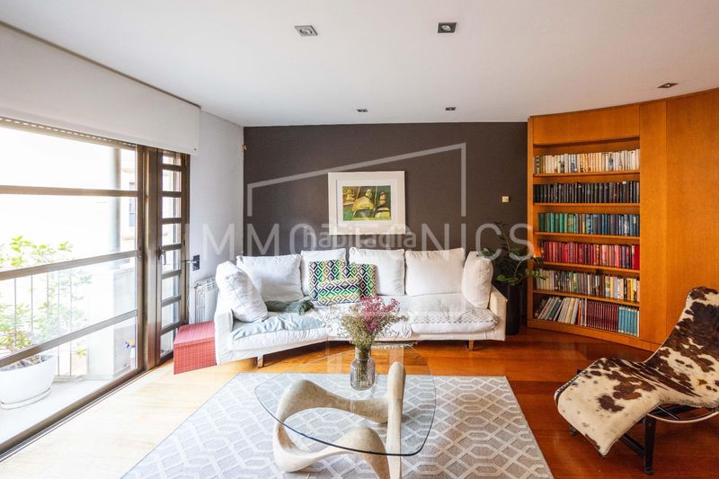 Foto d0f04700-bd16-446f-a36a-a76a6c759d41. Casa adossada amb calefacció aparcament a Centre Granollers