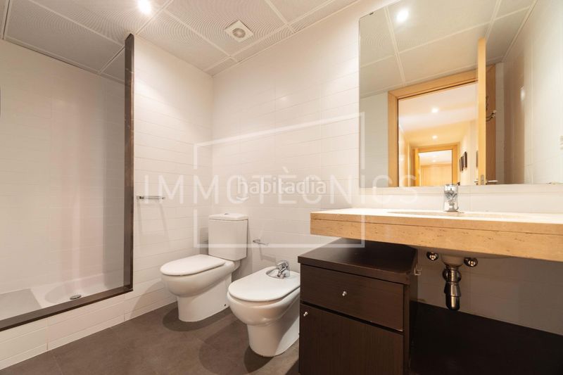 Foto 0ce15f37-b41f-46f8-8452-d788a6d64447. Pis a Centre Granollers