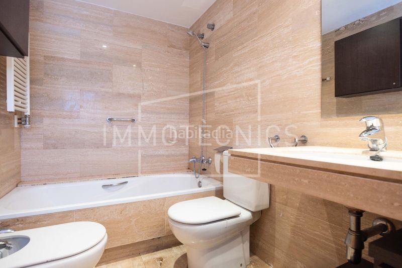 Foto 99c0d830-28cf-4f63-815c-ed00970ff6e3. Pis a Centre Granollers