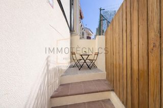 Piano terra  Calle pas marges. Amplio bajo luminoso con patio y entrada independiente