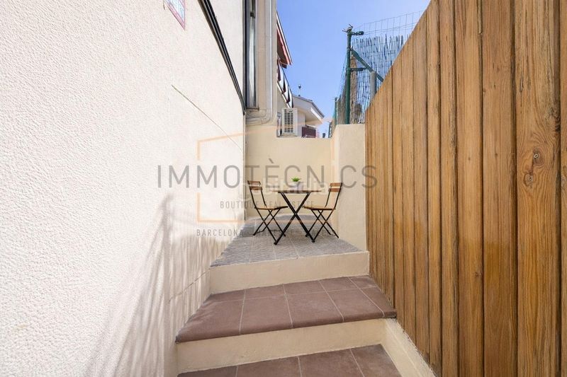 Foto 60c19bc4-f0f9-4826-a103-27cce1bdb6d7. Planta baixa amb calefacció a Canet de Mar