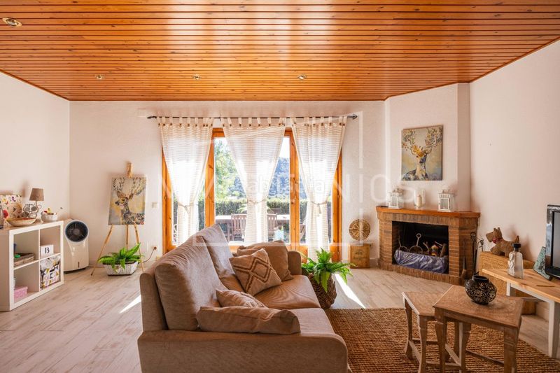 Foto 0f0b4193-acfc-4fc0-a743-abb67cbddb02. Casa  a cuatro vientos con vistas mar en Sant Cebrià de Vallalta