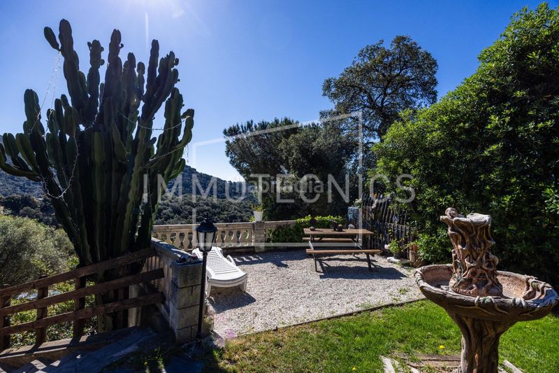 Foto 1977ac99-19b1-4dfd-bcea-2c33d7598ab7. Casa  a cuatro vientos con vistas mar en Sant Cebrià de Vallalta