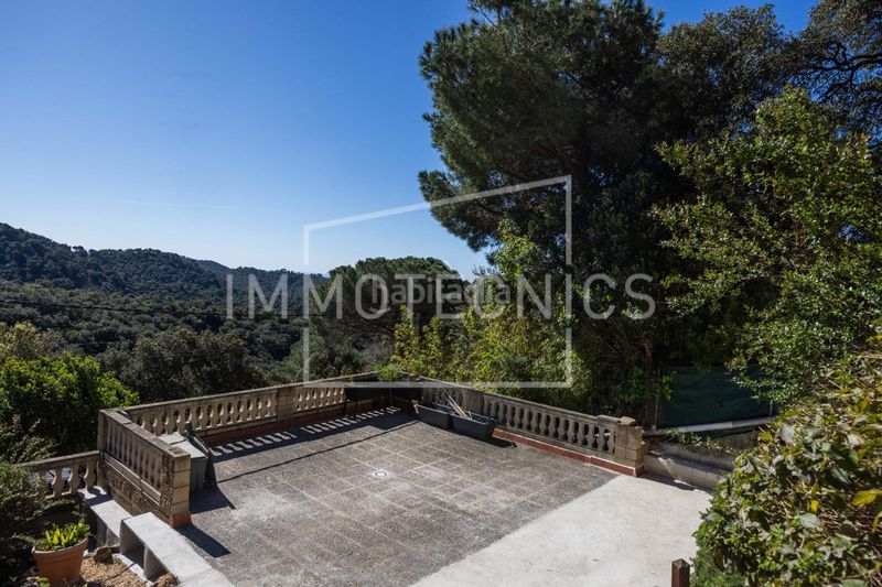 Foto 786766a1-bfbf-4eff-ba00-933ec3e09ac0. Casa  a cuatro vientos con vistas mar en Sant Cebrià de Vallalta