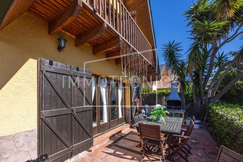 Foto 9333c0be-2d07-4b2e-bcc3-099d5848efa4. Casa  a cuatro vientos con vistas mar en Sant Cebrià de Vallalta