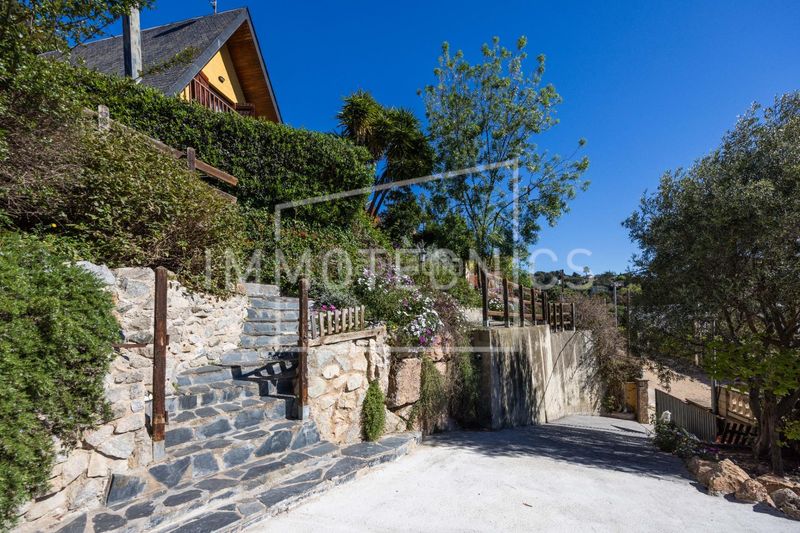 Foto da172ce8-70ca-416c-9dcd-ade886a50dc8. Casa  a cuatro vientos con vistas mar en Sant Cebrià de Vallalta