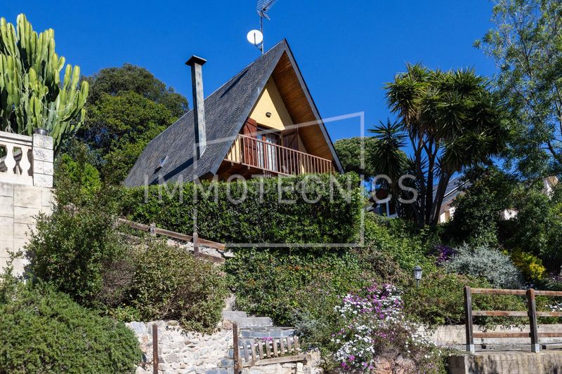 Foto ddaa58b4-1418-437d-bd5e-b9bfef66db70. Casa  a cuatro vientos con vistas mar en Sant Cebrià de Vallalta