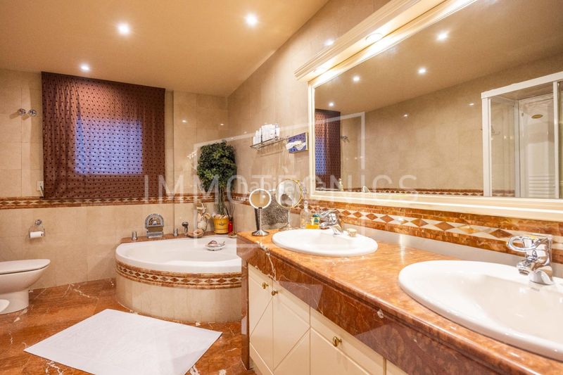 Foto 2ee0209f-b9e0-4ed1-8e3a-836434fb1a77. Casa una casa singular, para compradores exigentes que valoran la autenticidad en Lliçà de Vall