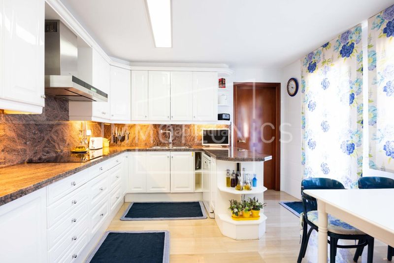 Foto d895076c-8b52-49eb-bc52-cfe6a4246104. Casa una casa singular, para compradores exigentes que valoran la autenticidad en Lliçà de Vall
