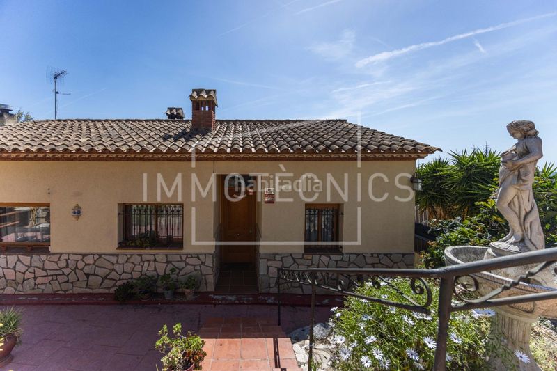 Foto e0be6dac-16f5-4dd5-a35a-cb6b74458241. Maison dans Can Massuet del Far Dosrius