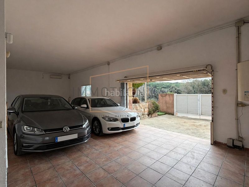 Foto b9a7d923-ac75-4abd-84f0-024722c9e6da. Casa amb aparcament a Cànoves i Samalús