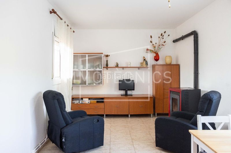 Foto 3c6fa5ba-cbf6-4e5c-b3b5-ce4588279d1b. Casa a Cànoves i Samalús