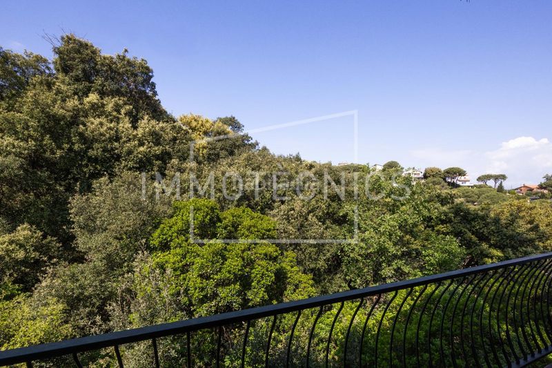 Foto 156927e2-917b-42a8-a784-ae34e681eb49. Casa amb calefacció aparcament a Llinars del Vallès