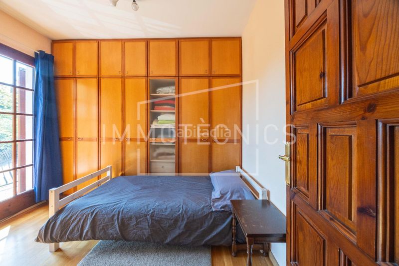 Foto 98672f99-7e21-4e2a-bd1b-f6d73df16ad8. Casa amb calefacció aparcament a Llinars del Vallès