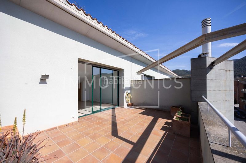 Foto 9bb229f5-67f7-480b-939d-0948ef90aaa5. Casa aparellada amb calefacció aparcament a Nord Oest - Can Noguera Garriga (La)
