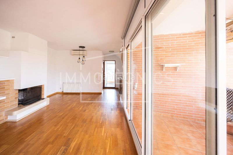 Foto 4a785ef9-8e35-468d-9673-2d685cef383a. Casa adossada amb calefacció aparcament a Caldes d´Estrac
