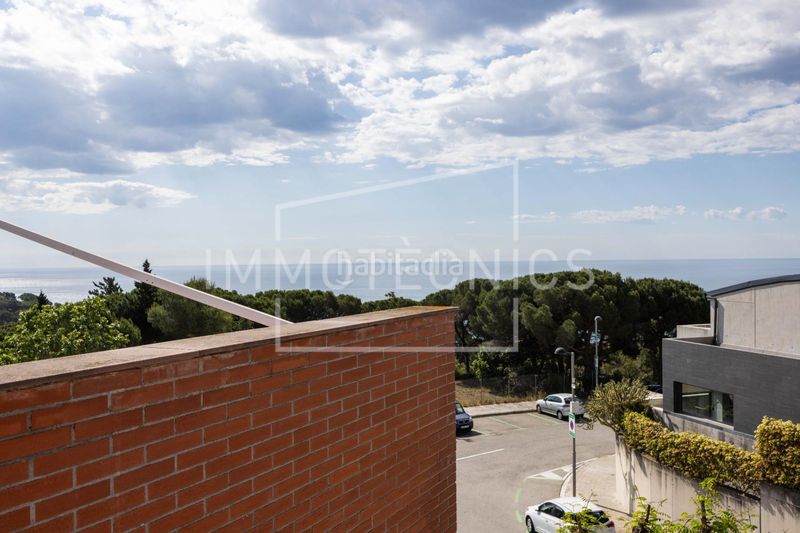 Foto 53292c59-6ef2-46bd-8ab9-f1f51f8e66ba. Casa adossada amb calefacció aparcament a Caldes d´Estrac