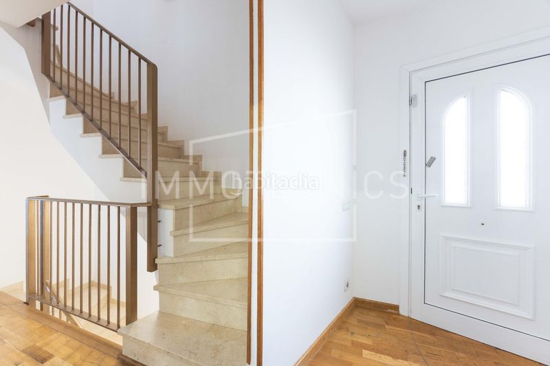 Foto ce1d4a48-3b21-4b0e-a9a5-600c1cbbbfb9. Casa adossada amb calefacció aparcament a Caldes d´Estrac