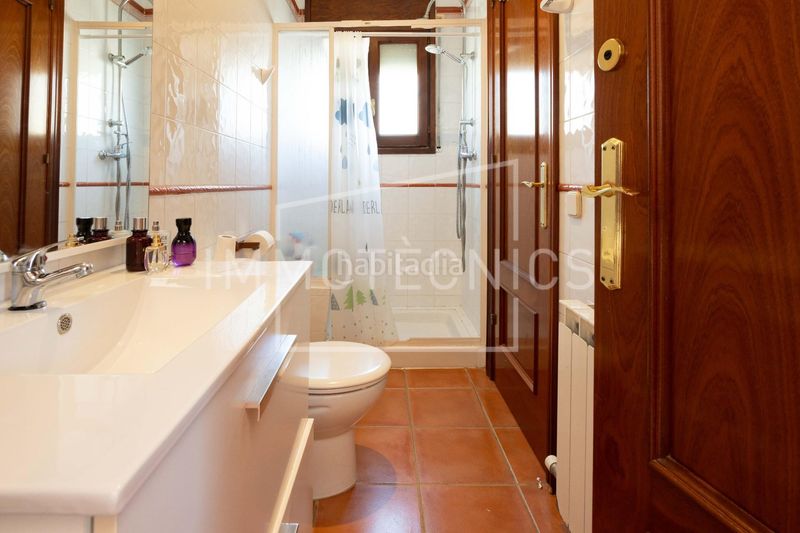 Foto 7e6baf5b-d94b-4836-9bfa-9d0d1d2dffe4. Xalet amb calefacció aparcament a Dosrius poble Dosrius