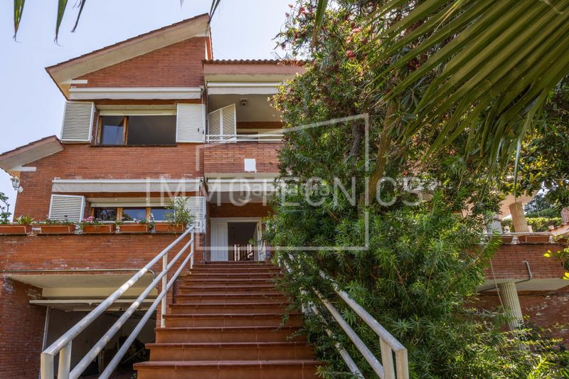 Foto aea34ab9-445e-43d7-845f-a6327b20ced0. Xalet amb calefacció aparcament piscina a Arenys de Munt