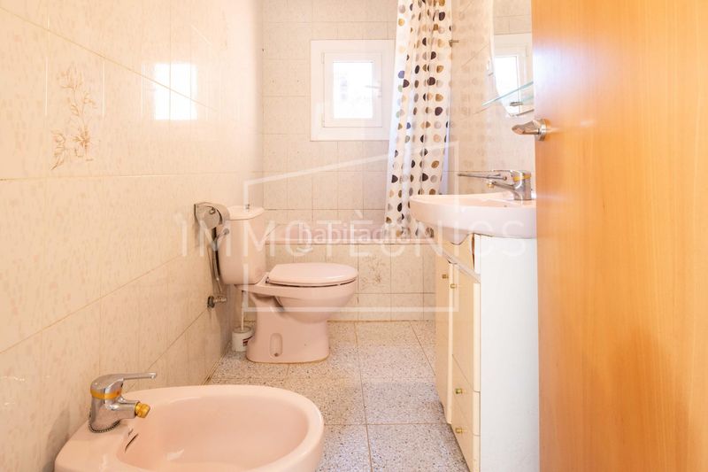 Foto 12e7ad5a-69d8-4170-ae06-12bd96ce64b2. Casa amb aparcament a Cànoves i Samalús