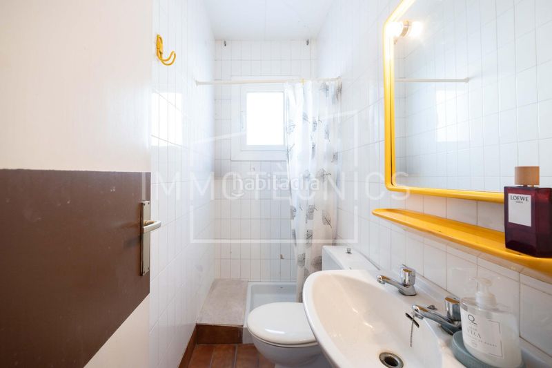Foto 581ff2ad-fcf7-4792-8c06-8c563a572b05. Xalet amb calefacció aparcament piscina a Canet de Mar
