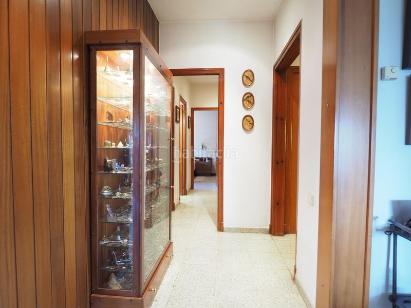 Foto b09c750e-f3f6-4279-a022-95042f531994. Casa amb calefacció aparcament a Canovelles