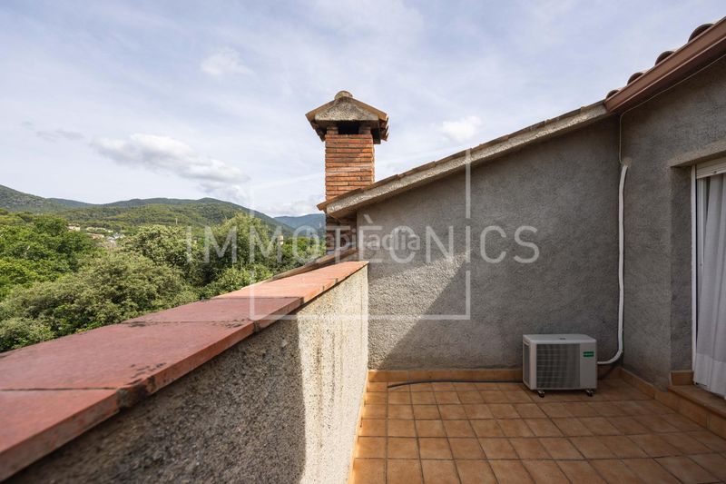 Foto 1436071f-977c-489e-8270-c3ed3a915320. Casa amb calefacció aparcament piscina a Cànoves i Samalús
