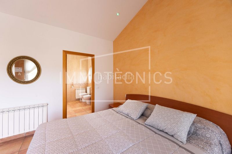 Foto a0869dd7-0c21-45ae-bd50-140c70dd98aa. Casa amb calefacció aparcament piscina a Cànoves i Samalús
