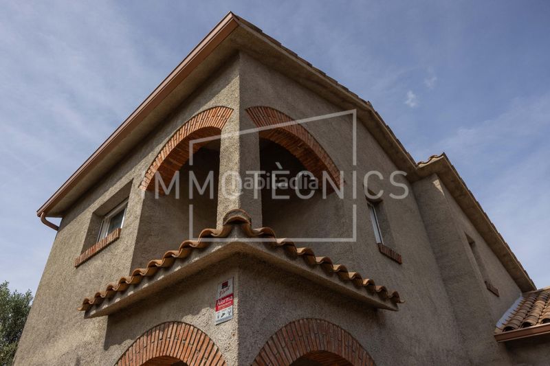 Foto a693a316-56c9-4bca-9043-319f7162a58e. Casa amb calefacció aparcament piscina a Cànoves i Samalús