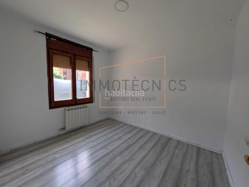 Foto 516bc185-5bb5-42bb-b24e-50b3ae5c496e. Casa con parcheggio in Moià