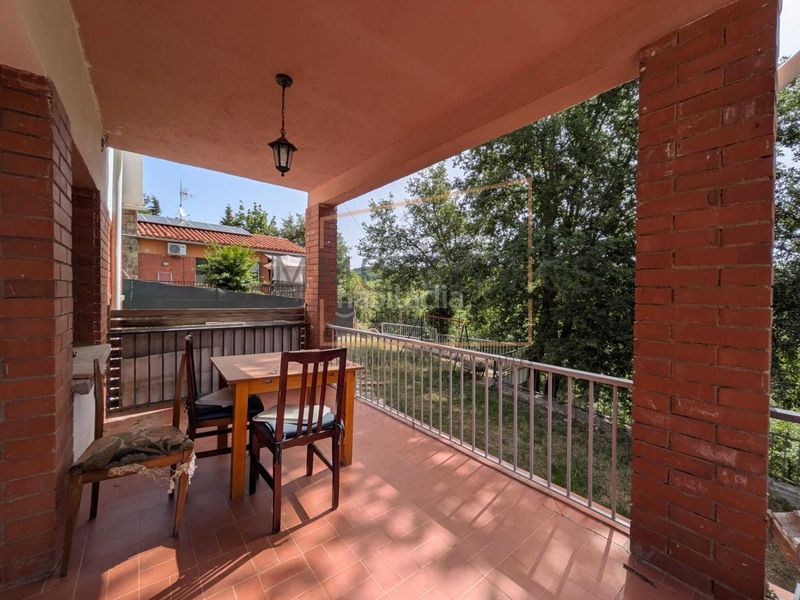 Foto ef4c3ceb-75b2-43d1-bd20-24fc5b6016fa. Casa con parcheggio in Moià