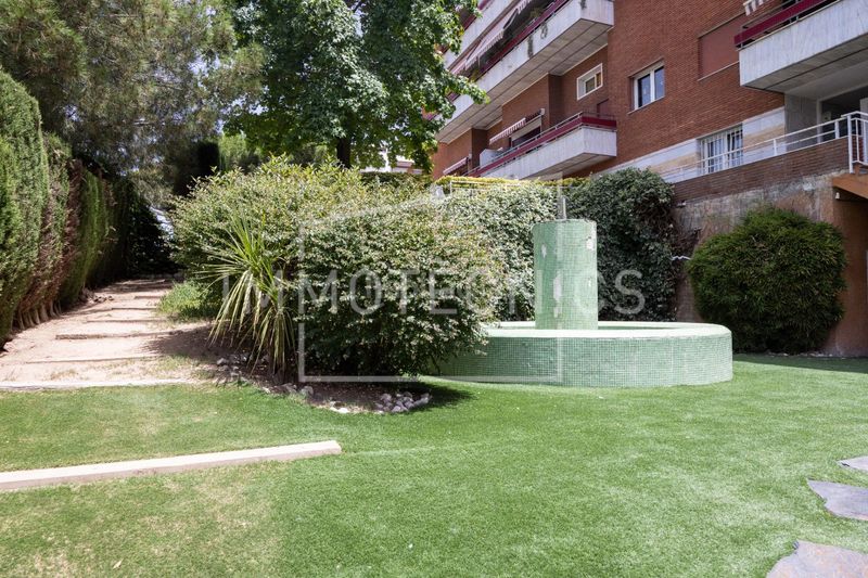 Foto ef913118-a46f-4511-9dff-29f27220da3d. Àtic amb calefacció aparcament piscina a Font Verda Granollers