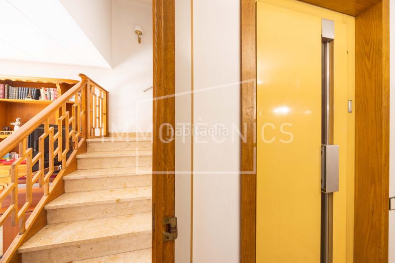 Foto 6c48f8e8-2cc6-4874-bc71-0dcd91afbd3b. Casa en venta, un edificio con historia en Lledoner Granollers