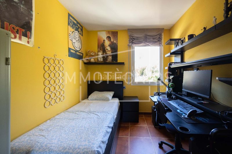 Foto d7f202fa-5585-4154-a4cd-3ee8cb8a7f82. Casa adossada amb calefacció aparcament a Canet de Mar