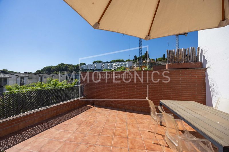 Foto f0d3b9ab-0713-49f3-87b0-bb6fb0cd2b18. Casa adossada amb calefacció aparcament a Caldes d´Estrac