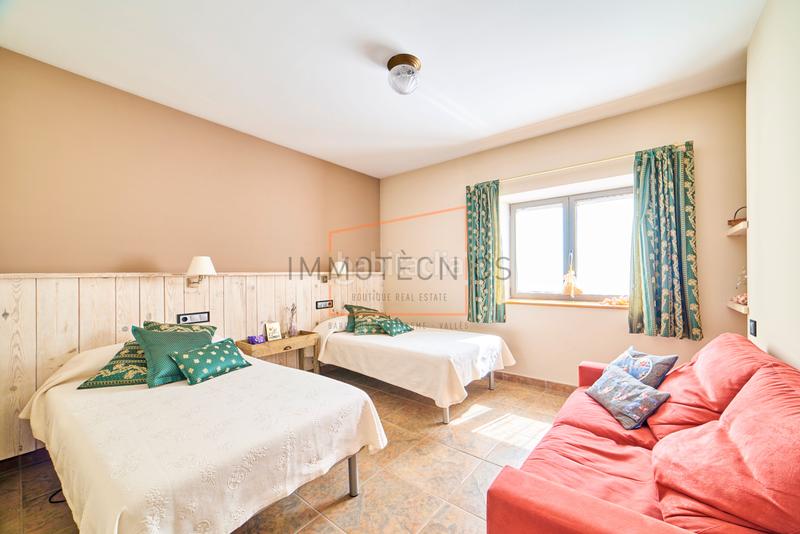 Foto 34f41027-e78c-4d16-ad2e-ea43cb492493. Xalet amb aparcament piscina a Esterri d´Àneu