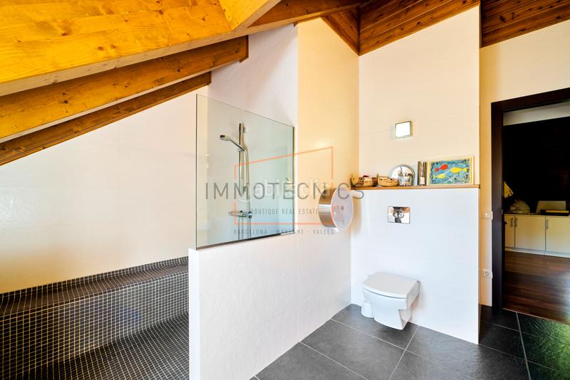 Foto 6a36f6c2-0d66-4b90-82cb-e60156047247. Xalet amb aparcament piscina a Esterri d´Àneu