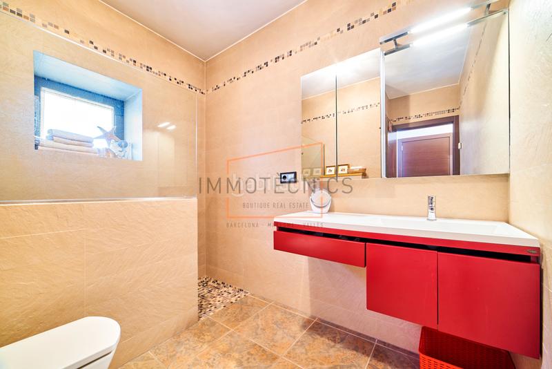 Foto a8117c48-23f6-4a44-b1a5-3419108cce73. Xalet amb aparcament piscina a Esterri d´Àneu