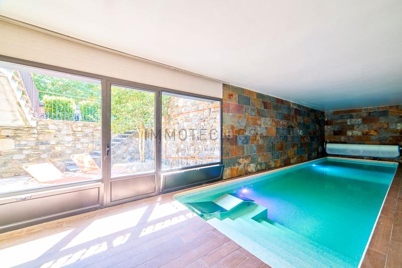 Foto d54835d8-2fa2-4819-bc32-426cce1015d4. Xalet amb aparcament piscina a Esterri d´Àneu