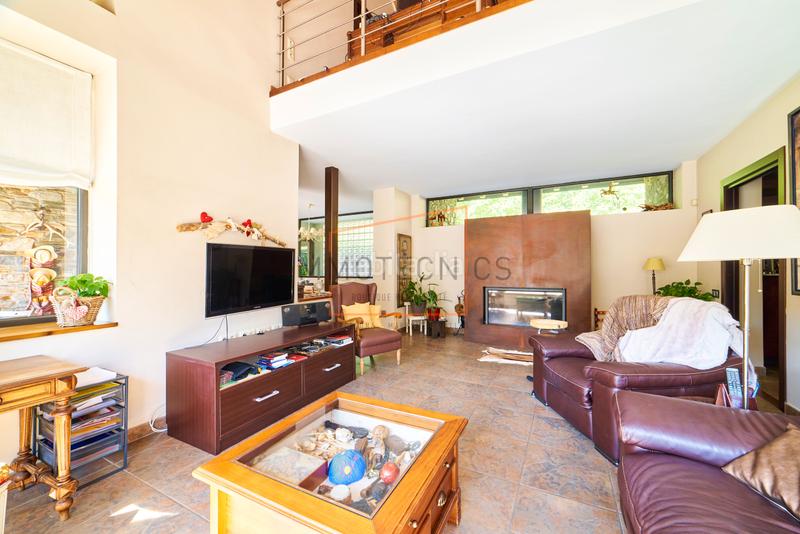 Foto ec0c0a2a-d704-4345-bede-2a6564627de4. Xalet amb aparcament piscina a Esterri d´Àneu