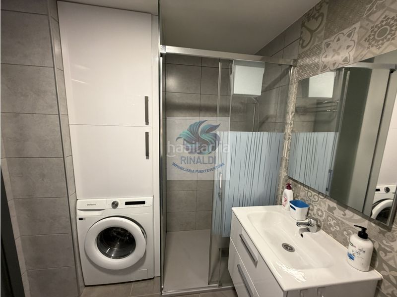 Foto 1bfb4a84-c71d-42bf-b3f1-3724d3c0a0f9. Apartament amb piscina a Corralejo Oliva (La)