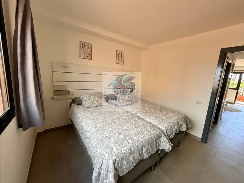Foto 30d6da98-a45c-43bf-8167-8ca428a5e6bc. Apartament amb piscina a Corralejo Oliva (La)