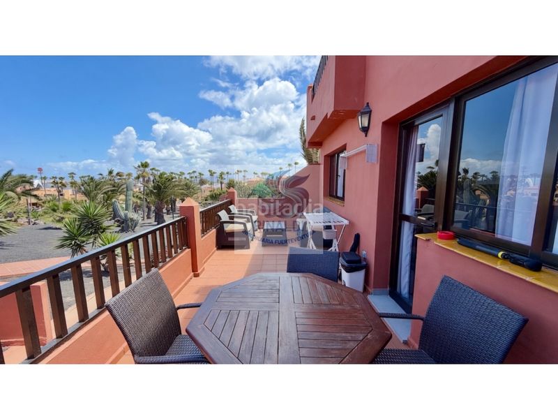 Foto 720ee72e-46c8-4358-8e33-946bfcd00610. Apartament amb piscina a Corralejo Oliva (La)