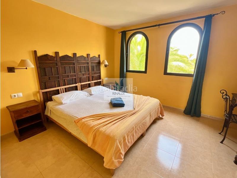 Foto 1127eac7-8a2d-4f9a-b340-47761713ba3f. Apartamento estupendo apartamento frente piscina en oasis tamarindo 1 en Oliva (La)