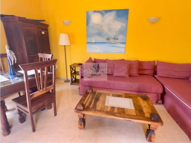 Foto 1767f54d-ee74-48f6-b8c7-8f2412c1a91a. Apartamento estupendo apartamento frente piscina en oasis tamarindo 1 en Oliva (La)