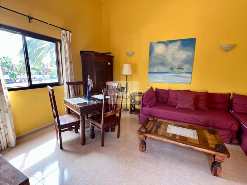 Foto 55b38157-4126-4dac-ba2b-f5eb8fa1ea5b. Apartamento estupendo apartamento frente piscina en oasis tamarindo 1 en Oliva (La)