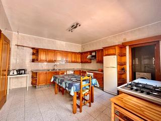 Casa pareada en Calle granada 56. Vivienda sobre local el ejido