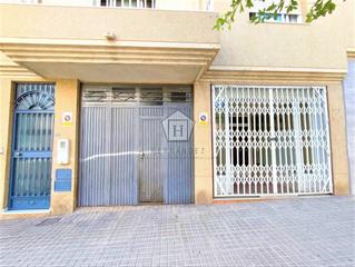 Casa adossada a Ejido Sur. Vivienda sobre almacén en venta ejido sur