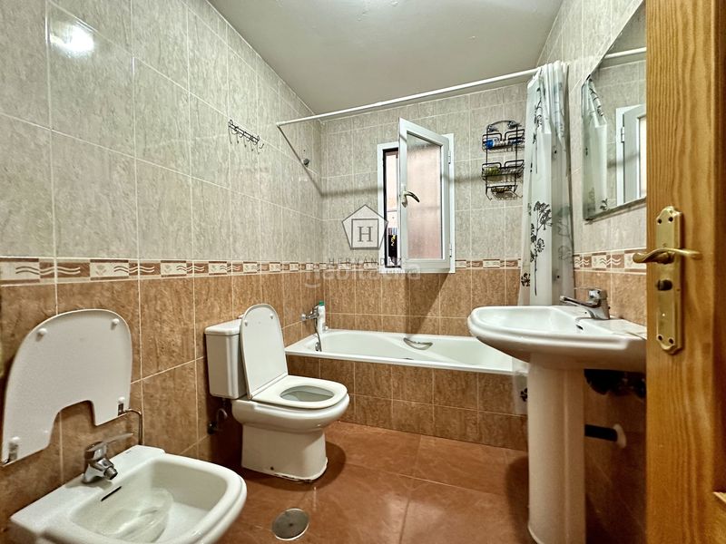 Foto 4aeed7f1-8e3b-48a4-894e-0d2dba22b6c0. Pis amb calefacció a Pabellón - Estación - El Corte Inglés Ejido (El)